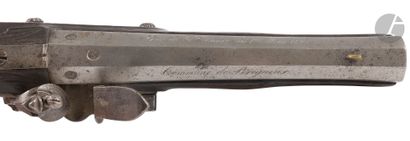 Pistolet de récompense à silex. 
Canon à...