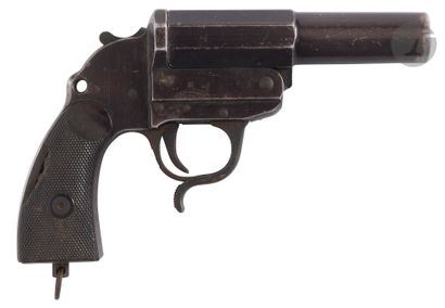 Pistolet lance-fusée de l’armée de terre...