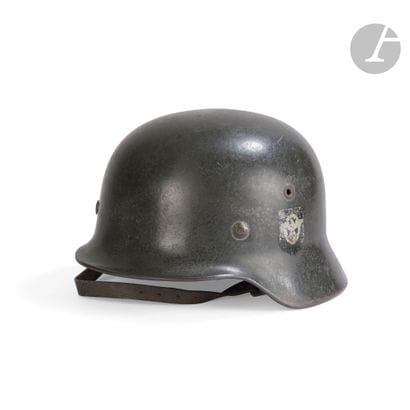 Casque allemand modèle 1940 de la Police....