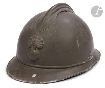 Casque Adrian modèle 1915 d’infanterie en...
