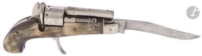 Revolver-couteau de poche, à cran d’arrêt...