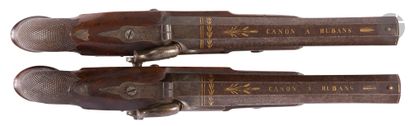 Paire de pistolets d’officier, à percussion....