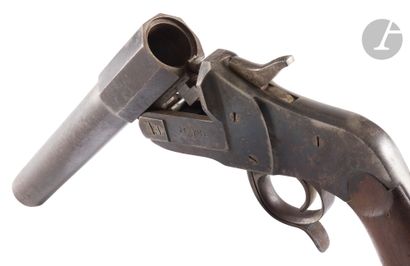 Pistolet lance-fusée Hebel. 
Canon rond à...