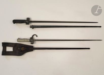 FRANCE 
Deux baïonnettes modèle 1886 Lebel...