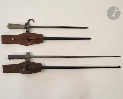 FRANCE 
Deux baïonnettes modèle 1886 Lebel...