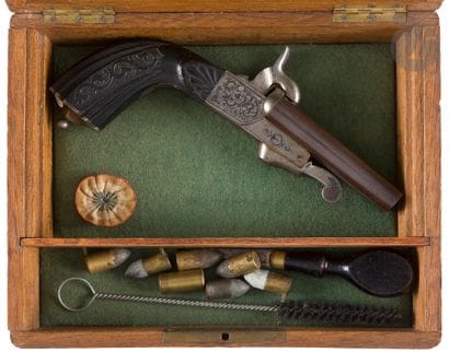 Pistolet double à broche, deux coups, calibre...