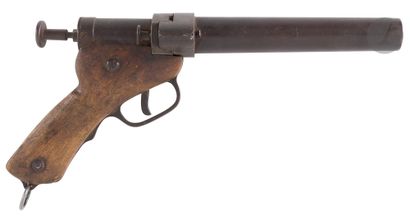Pistolet lance-fusée Allemand, modèle dit...