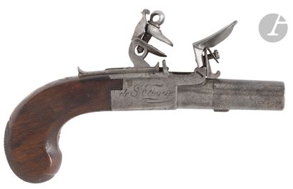 Pistolet à coffre à silex. 
Canon rond à...