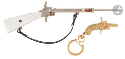 Une carabine de marque «DBGM» et un pistolet...