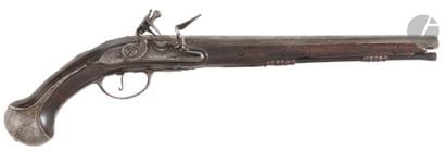 Officer's flintlock pistol. 
Round barrel...
