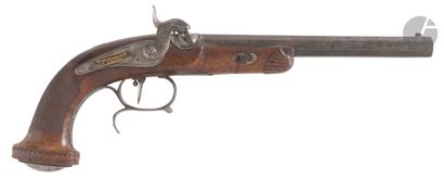 Pistolet à percussion d’officier. 
Canon...