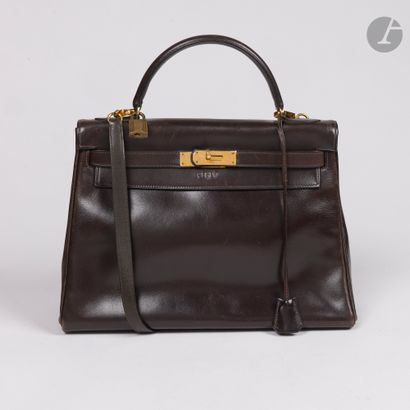 HERMÈS PARIS
1978
Sac KELLY 32 retourné en...