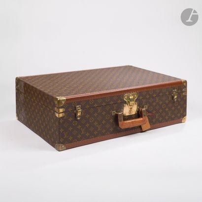 LOUIS VUITTON
Vers 1960
Valise BISTEN 70...
