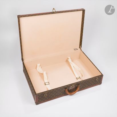LOUIS VUITTON
Vers 1990
Valise BISTEN 80...