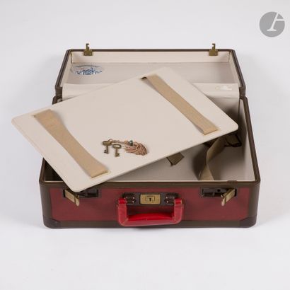 LOUIS VUITTON pour l'America's Cup
Vers 1985
Valise...