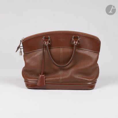 LOUIS VUITTON
Sac LOCKIT en cuir suhali et...