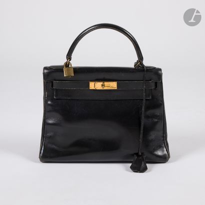 HERMÈS PARIS
Année 1977
Sac KELLY 28 retourné...