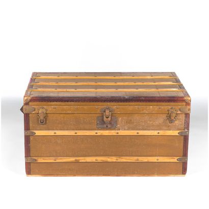 GOYARD
Malle de voyage rectangulaire en toile...