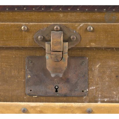 GOYARD
Malle de voyage rectangulaire en toile...