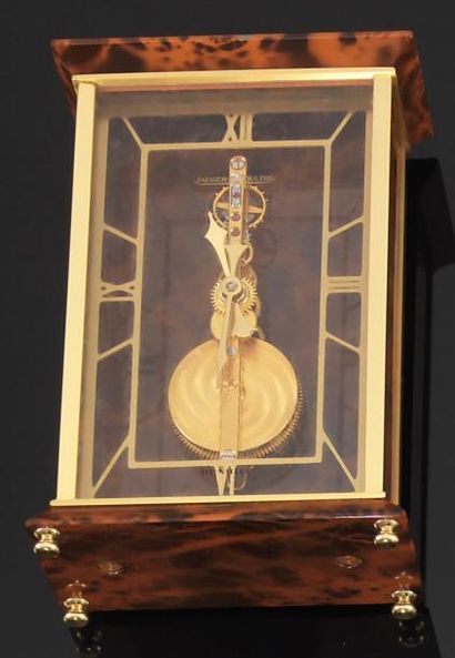JAEGER LECOULTRE pour DUNHILL
Pendulette...