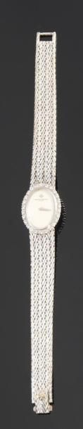 VACHERON & CONSTANTIN
Montre de dame en or...