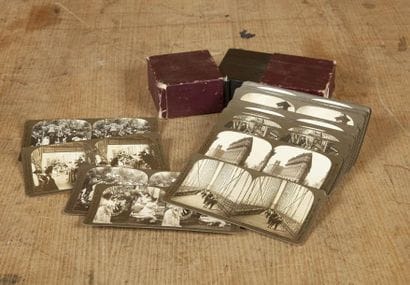 Boîte de 30 vues stéréoscopiques sur carton....