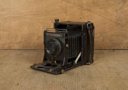 Chambre photographique à soufflet Graflex,...