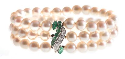 Bracelet de trois rangs de perles de culture,...