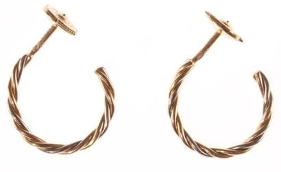 CARTIER
Paire de créoles en trois tons d'or...