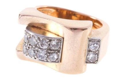 Bague de petit doigt en or rose, à décor...