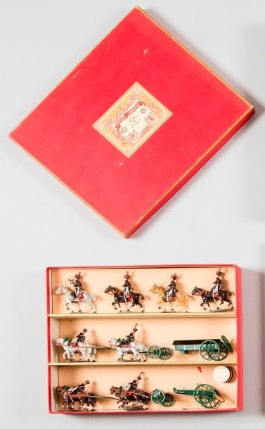 CBG 
Artilleurs du 1er Empire. 
Huit figurines...