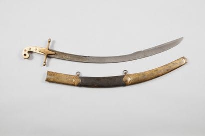 Superbe Pala ottoman.
Poignée à plaquettes...