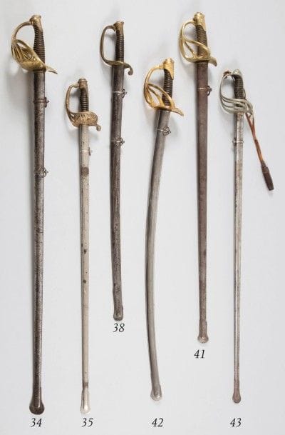 Sabre du type des chasseurs de Vincennes.
Poignée...