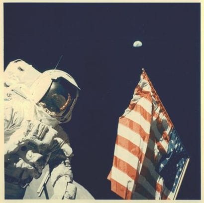 APOLLO XVII
L'astronaute Harrison SCHMITT...