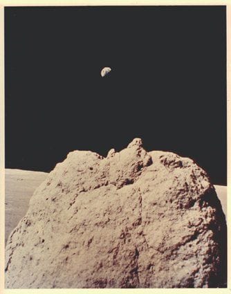 APOLLO XVII
Croissant de Terre depuis la...