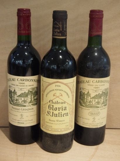 Graves
1 Bouteille CHÂTEAU CARBONNIEUX Rouge...