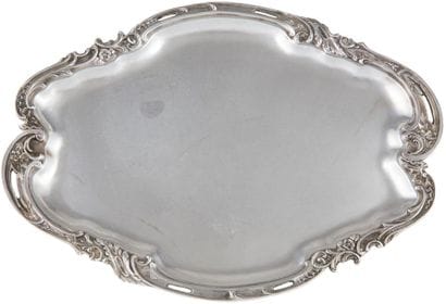 Plateau à cartes en argent de forme polylobée...