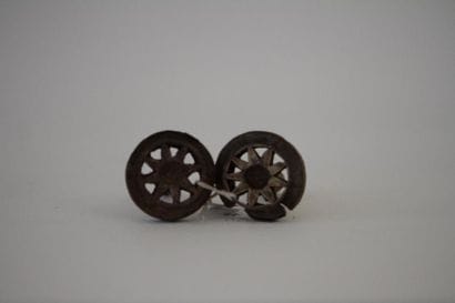 Paire de boucle d'oreilles circulaires, Tambas,...