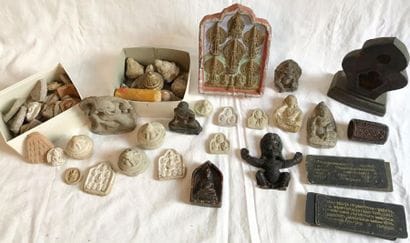 Ensemble de tampons, gravures et moulages...
