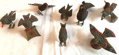 Ensemble d’oiseaux en pierres incrustées...