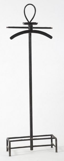 Jacques ADNET (1900-1984)

VALET DE NUIT

Métal...