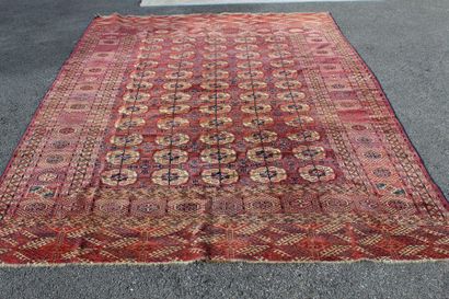 TURKMENISTAN - TAPIS Boukhara 

Vers 1920-1930

Laine...