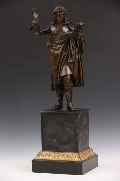 GRANDE STATUETTE figurant Molière debout...