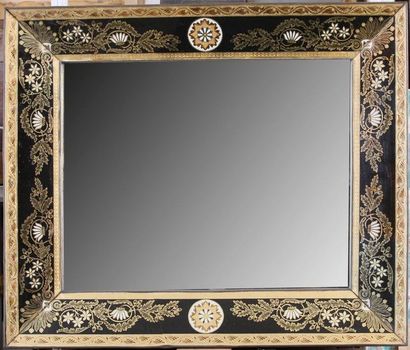 MIROIR

Epoque Restauration - Louis-Philippe

Cadre...