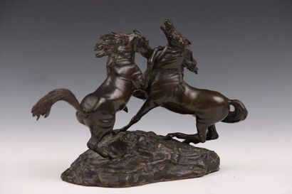 GROUPE en bronze à patine brune 

Circa 1900...