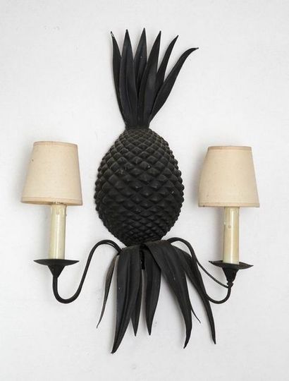 PAIRE D'APPLIQUES ANANAS à deux lumières...