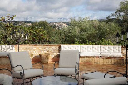 SIFAS - MOBILIER DE JARDIN 

Moderne

Six...