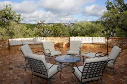 SIFAS - MOBILIER DE JARDIN 

Moderne

Six...