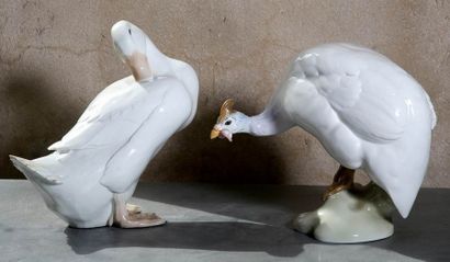 STATUETTE DE CANARD ET STATUETTE DE DINDON

Danemark...