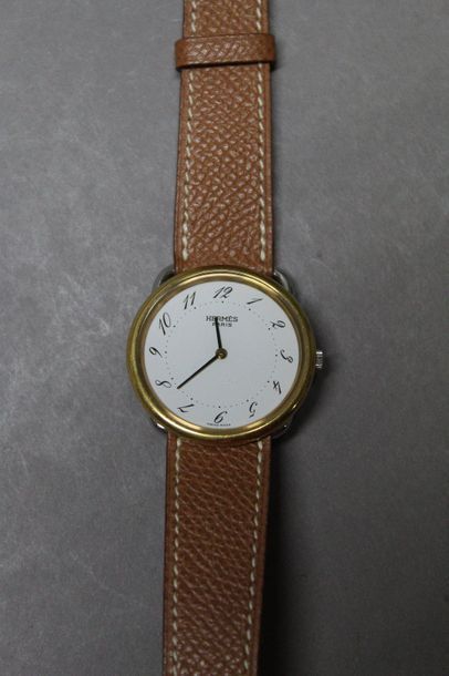 HERMES Paris N°292431

Montre 
